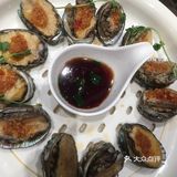 非常勤快。一次满意的就餐