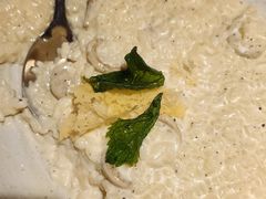 -MONICH牛排融合餐厅(和义大道购物中心店)