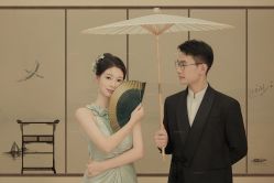 -雪中彩影婚纱摄影·微光艺术中心