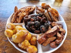 -老鼎万春卤菜(五代传承创始老店)