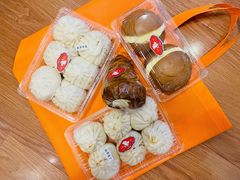 -白玉兰食品甜凤店(合生汇店)