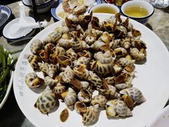 -四川小胡子海鲜(丁村万人海鲜广场店)