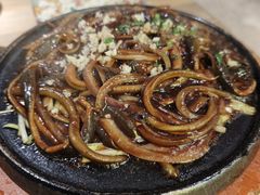 -蜜桃餐厅·伴山(湖滨商业街店)