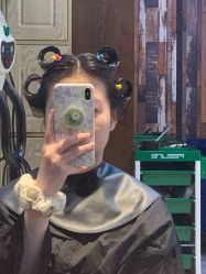 -PE SALON
