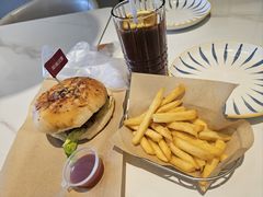 -必胜客(松雷店)