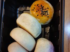 现烤蛋黄酥-北京稻香村(方庄店)