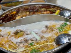 -肖肖酸萝卜鱼火锅(总店)