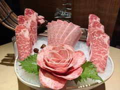 顶级肥牛组合-余欢领鲜火锅(新街口店)