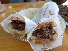 驴肉火烧-漕河全驴宴饭店(徐水店)