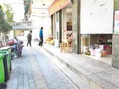 -铁朋小锅米线(玉川巷店)