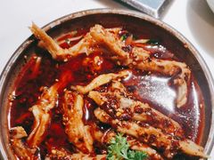 -喃喃椰·糟粕醋·椰子鸡火锅(七堡花园店)