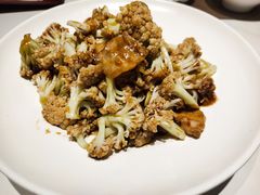 -皇城根·鲁菜济南菜·吊炉烤鸭·炒鸡鱼头(济南旗舰店)
