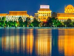 -岳阳阿波罗御庭酒店