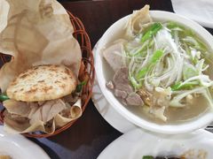 -金卯白肉罩火烧