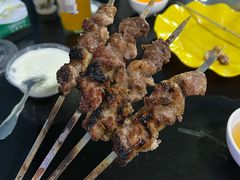 -烤肉小伙烤肉店