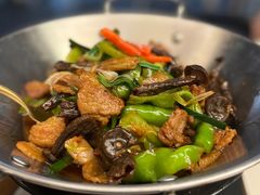 -渔语鱼新川菜Bistro(万象天地店)