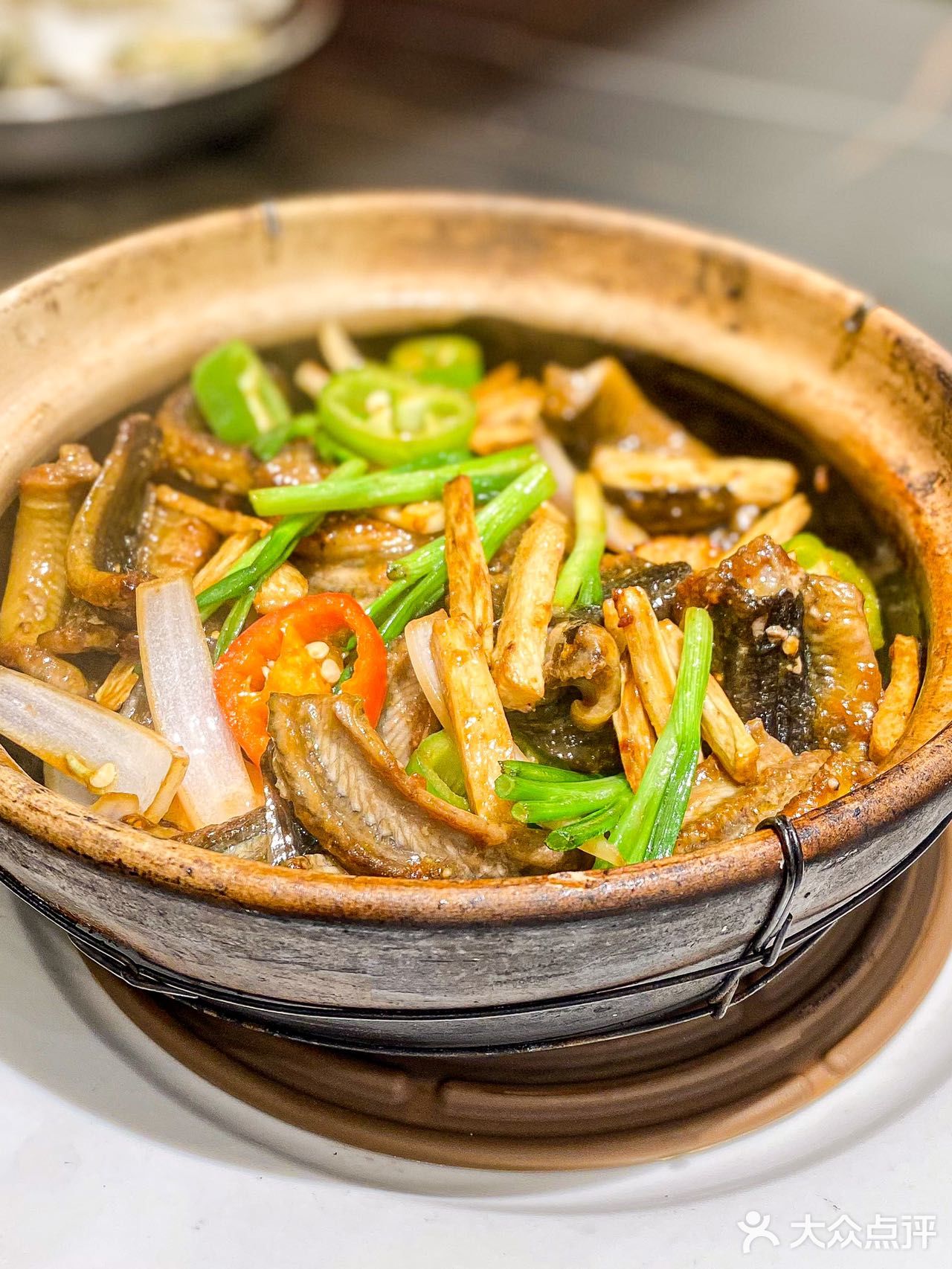 找了几家店最后来到了这家专吃生蚝的店‼️