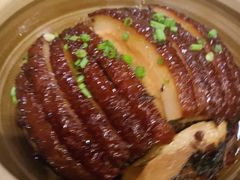 苗家扣肉-老唐三下锅 ·张家界地标美食(溪布街店)