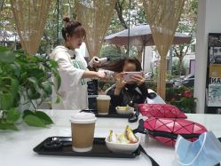 -CARR SALON