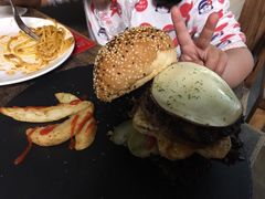 -HIGH FIVE哈福手工汉堡(桂林路店)