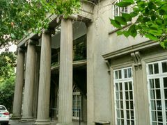 南面立柱-何东旧居