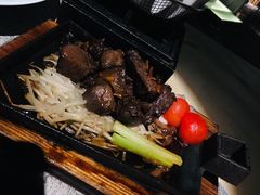 -穹六人间 people 6(岳阳路店)