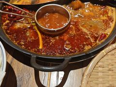 -旧街市鲜货老火锅(大光路店)