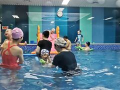 -Swim斯卫姆国际儿童游泳中心(红博中央公园店)