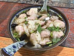 招牌野馄炖-老谢野馄饨(延安路店)