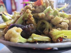 -天天向上素食餐厅(五台山店)