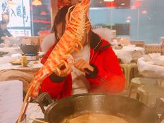 -鲜入围煮花胶鸡海鲜火锅