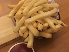 -LENBACH兰巴赫西餐啤酒坊(大连星海广场店)