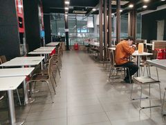 大堂-麦当劳(深圳北站高铁店)