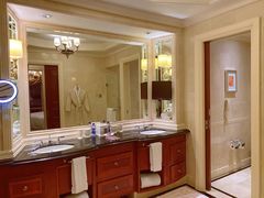 -广州富力丽思卡尔顿酒店