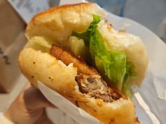 -必胜客(尹山湖歌林公园店)
