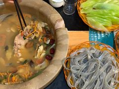-抚仙湖生态石锅鱼野生菌(告庄店)