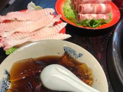 -四小区火锅·巷子里的重庆火锅(花照壁店)
