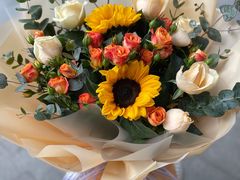 -花冠鲜花(勿忘我花店)