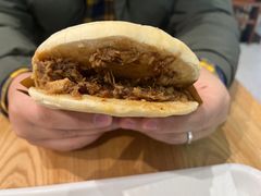 肉夹馍-陇兴楼兰州拉面(西安咸阳国际机场店)