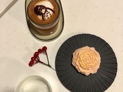 -潮一不贰·法式甜品·生日蛋糕·西式简餐(外滩店)