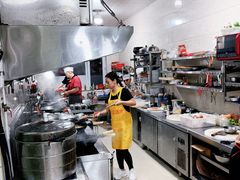 -宾朋海鲜饭庄(兴海路店)