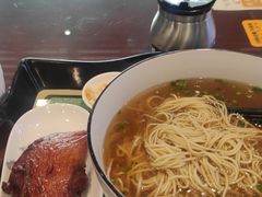 -百年老字号·观振兴蟹黄面·三虾面·苏式面(观前街富仁坊巷店)