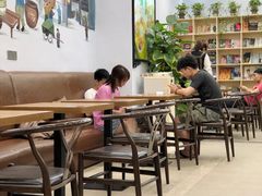 大堂-爱乐信甜品(石湾店)