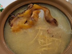 炭煨龙须竹笋煲土鸡-听香·678茶铺(猛追湾店)