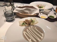 -GreyWhale灰鲸餐厅(武汉国际广场店)