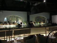 -穹六人间 people 6(岳阳路店)