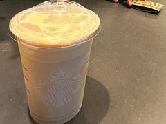 -星巴克(迪士尼小镇店)