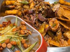 -嘎嘎鸭下巴·爆辣干锅(明教寺店)