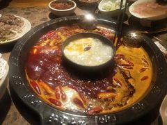 -舒家大院重庆老火锅(纪念塔店)