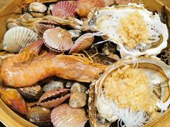 必点菜一筐海鲜-鲜小岛·铜锅涮肉